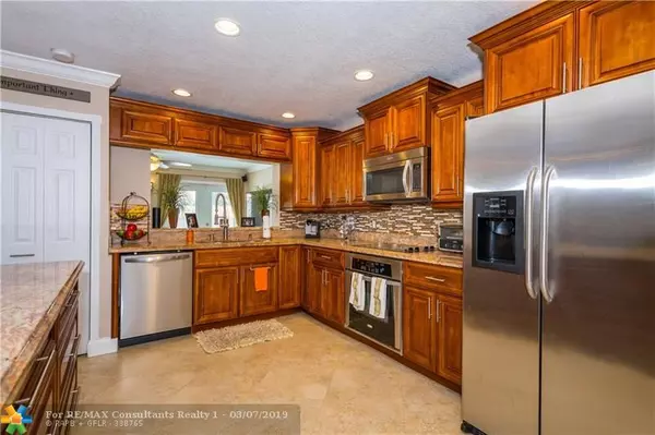 Coral Springs, FL 33071,9064 NW 21 Court