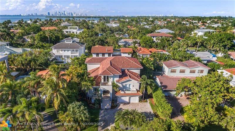 Key Biscayne, FL 33149,265 W Heather Dr