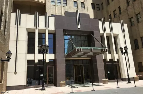 Jersey City, NJ 07304,4 BEACON WAY #1608