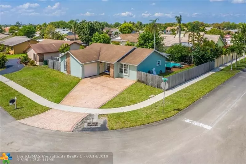 8501 NW 4th St, Pembroke Pines, FL 33024