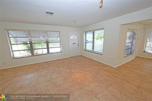 Deerfield Beach, FL 33441,809 SE 14th Ct