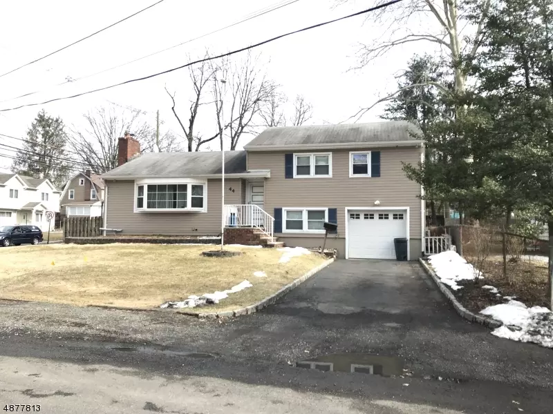 44 FOREST BROOK DR, North Plainfield Boro, NJ 07060