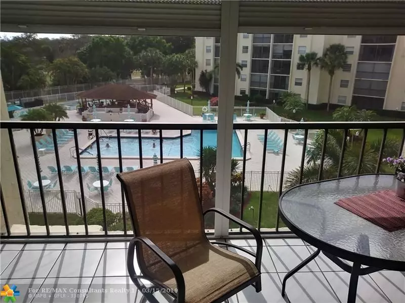 3930 Inverrary Blvd  #402-D, Lauderhill, FL 33319