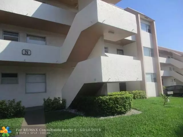 8330 Sands Point Blvd  #N-210, Tamarac, FL 33321