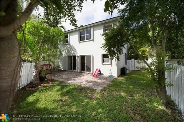 Plantation, FL 33324,9904 NW 9th Ct