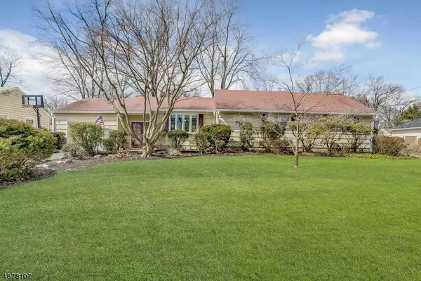 753 REEDER RD, Paramus Boro, NJ 07652