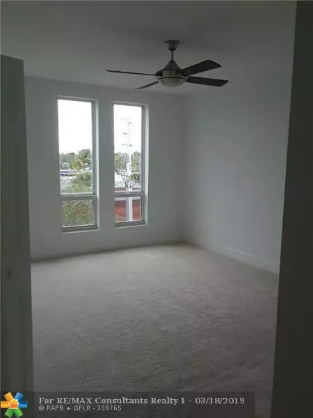 Fort Lauderdale, FL 33316,703 SE 16th Ct