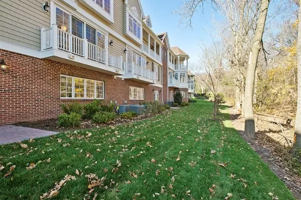 Watchung Boro, NJ 07069,7 SCHMIDT CIR