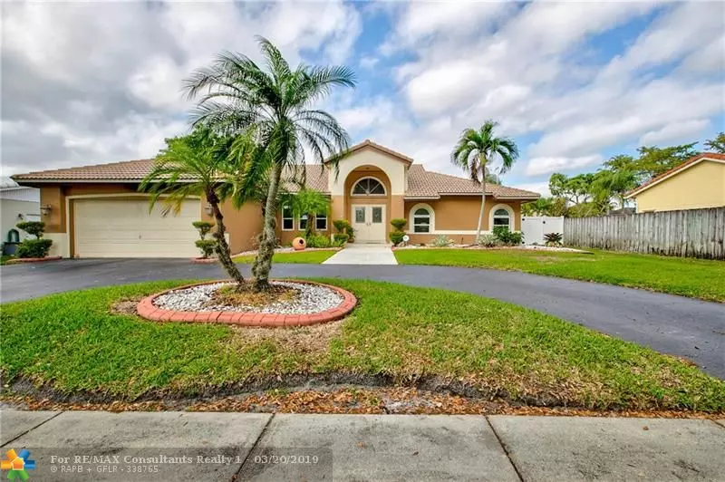 7071 SW 20th St, Plantation, FL 33317