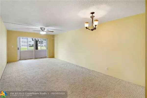 Plantation, FL 33313,1801 NW 75th Ave  #112