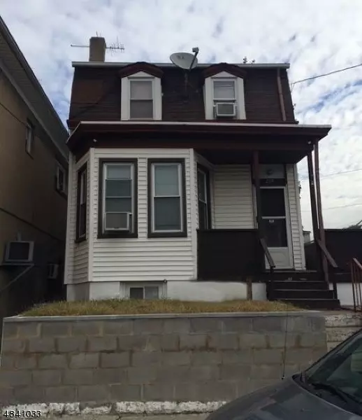 294 PREAKNESS AVE, Paterson City, NJ 07502