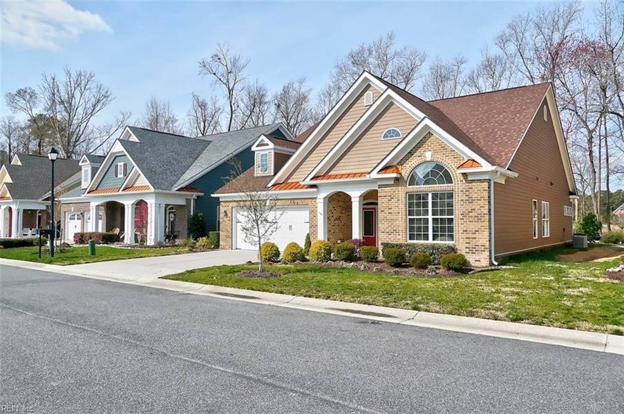 1410 Sandchip TER, Chesapeake, VA 23320