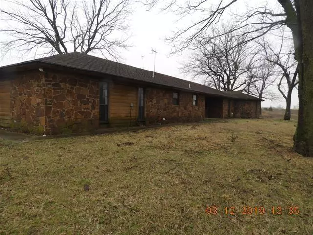 7225 W 14th Street, Sulphur, OK 73086