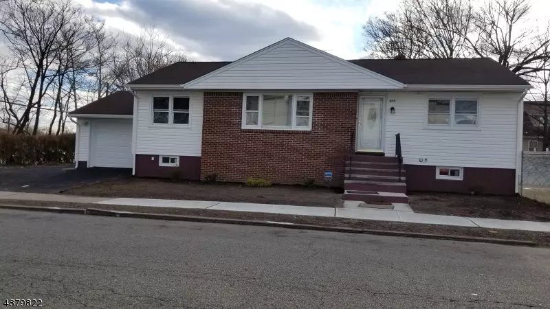 113-115 TOTOWA AVE, Paterson City, NJ 07502