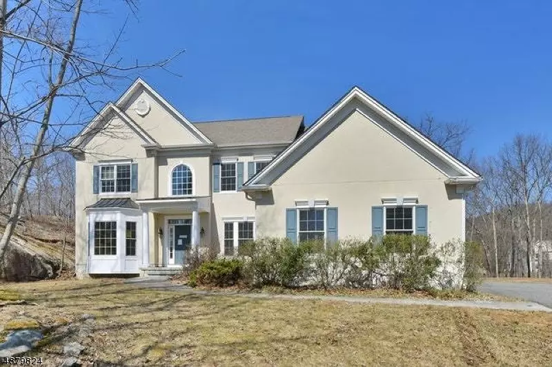 60 HARRISON MT LK RD, Ringwood Boro, NJ 07456
