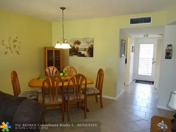 Lauderdale Lakes, FL 33311,2841 Somerset Dr  #400