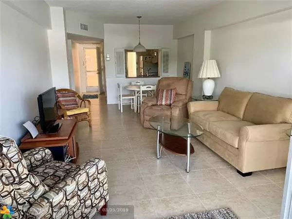 Pompano Beach, FL 33062,1481 S Ocean Blvd  #216A