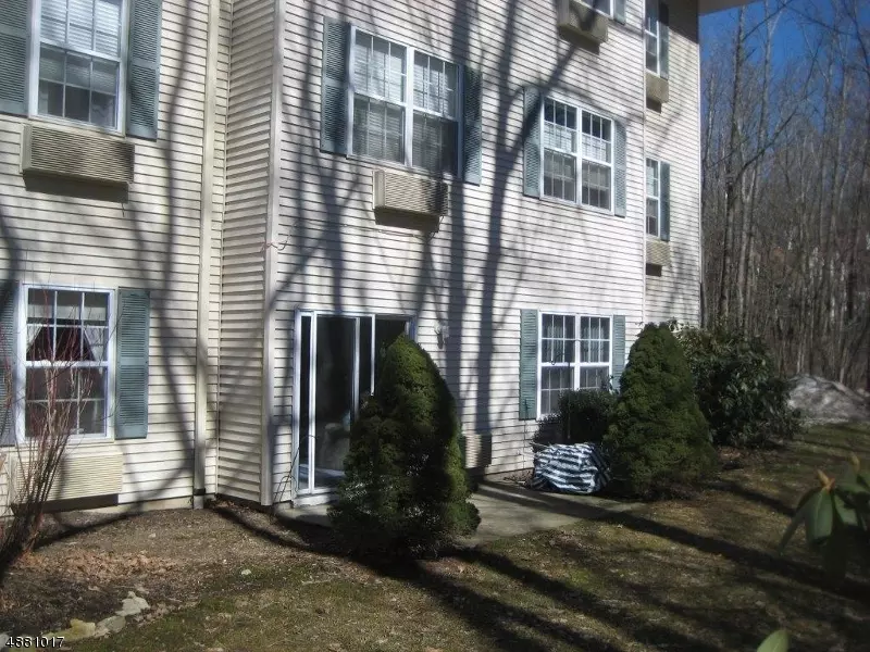6101 RICHMOND RD #101, West Milford Twp., NJ 07480