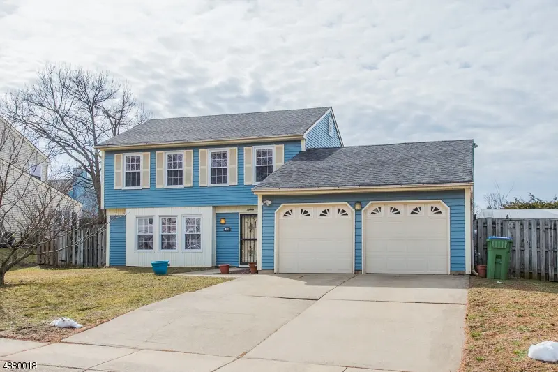 13 HEATHER DR, Edison Twp., NJ 08820