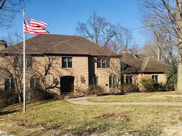 32 OAK GROVE LN, Edison Twp., NJ 08820