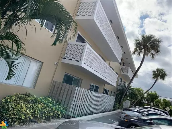 Fort Lauderdale, FL 33306,3220 Bayview Dr  #302