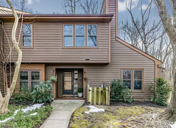 196 HIDDEN HOLLOW CT, Edison Twp., NJ 08820