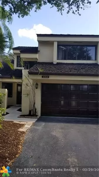 424 NW 97th Ave, Plantation, FL 33324