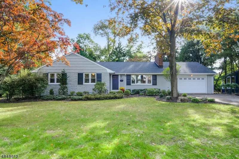1409 WOODACRES DR, Mountainside Boro, NJ 07092