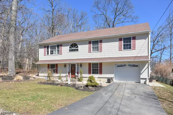 128 STAR LAKE RD, Bloomingdale Boro, NJ 07403