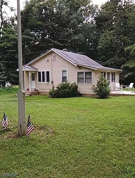 8 JACOBS LN, Roxbury Twp., NJ 07876