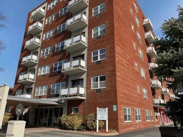 Hackensack City, NJ 07601,20 JEFFERSON ST