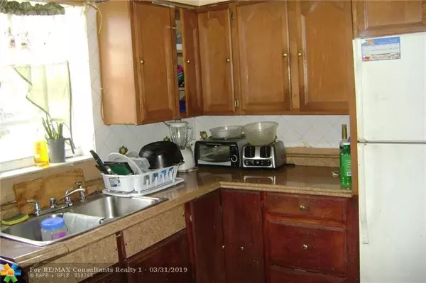 Miami, FL 33169,1330 NW 180th Ter