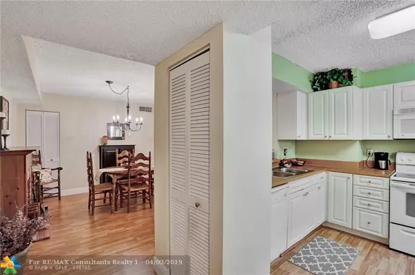 Coral Springs, FL 33065,12252 Royal Palm Blvd  #B-3