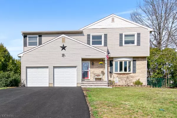 4 DUMONT ROUND, Hillsborough Twp., NJ 08844