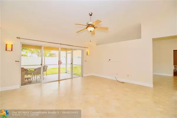 Boca Raton, FL 33498,10619 Plainview Cir