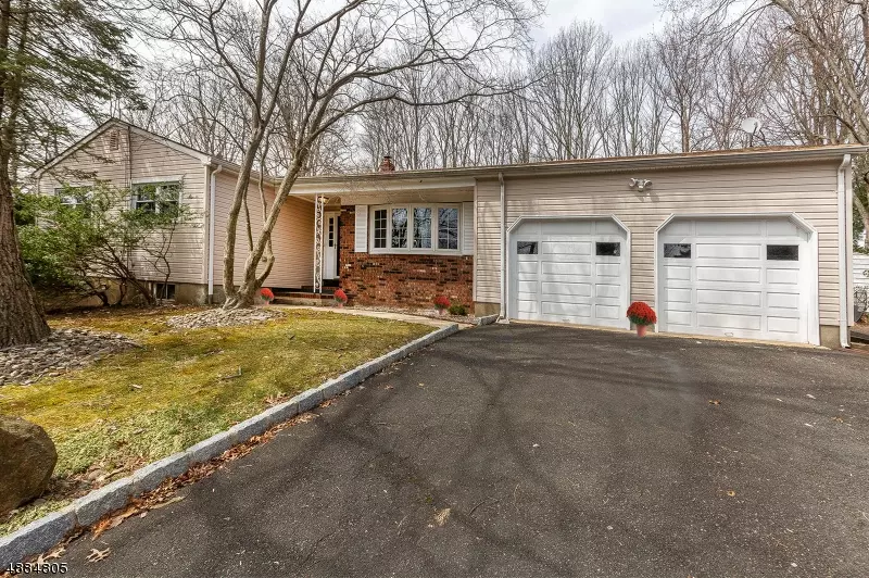 416 OLD STAGE RD, East Brunswick Twp., NJ 08816