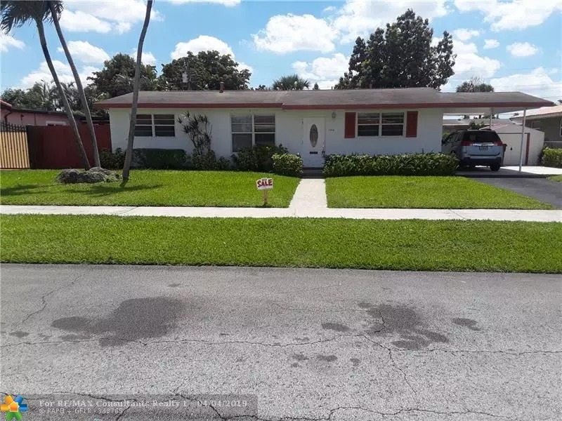 1342 W 77th St, Hialeah, FL 33014