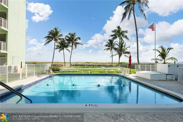 Lauderdale By The Sea, FL 33062,1750 S Ocean Blvd  #203E