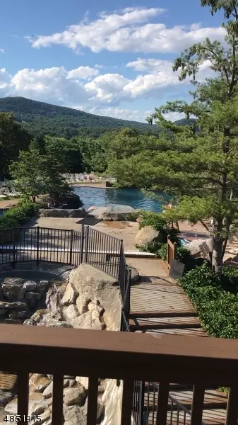 2 CHAMONIX DR UNIT 352 #352, Vernon Twp., NJ 07462