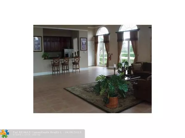 Homestead, FL 33003,1655 NE 33 RD  #105