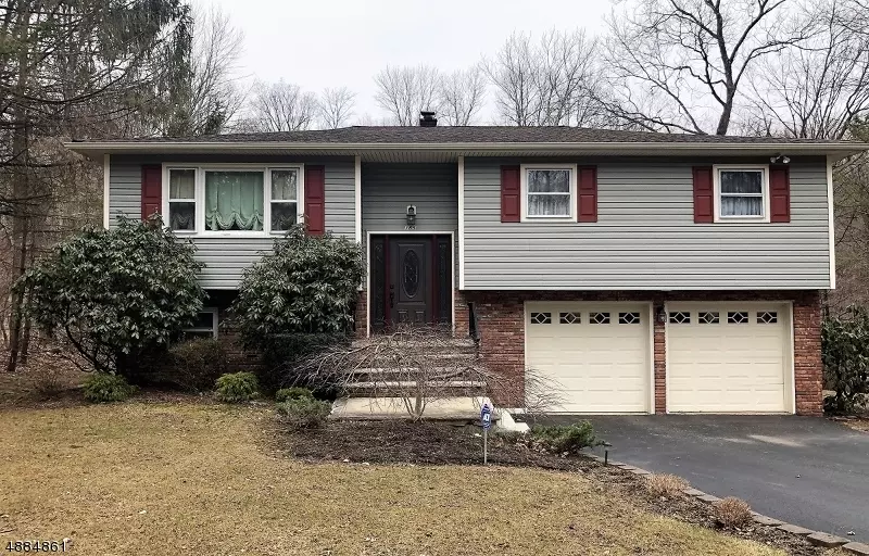 185 Wooley Rd, West Milford Twp., NJ 07480
