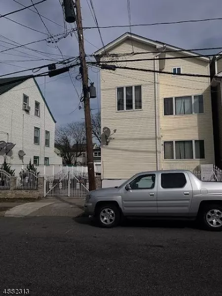 401-403 E 21ST ST, Paterson City, NJ 07513