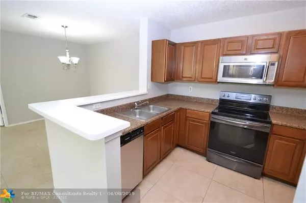 Coral Springs, FL 33071,11263 W Atlantic Blvd  #305