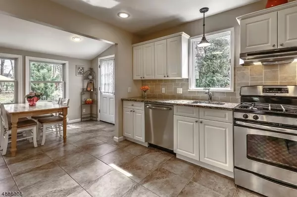24 ANN ST, Bernardsville Boro, NJ 07924