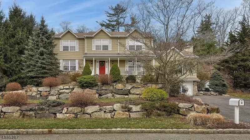 83 CONTINENTAL RD, West Milford Twp., NJ 07480