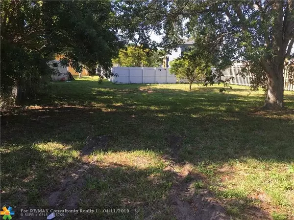 Oakland Park, FL 33334,270 NE 34th Ct