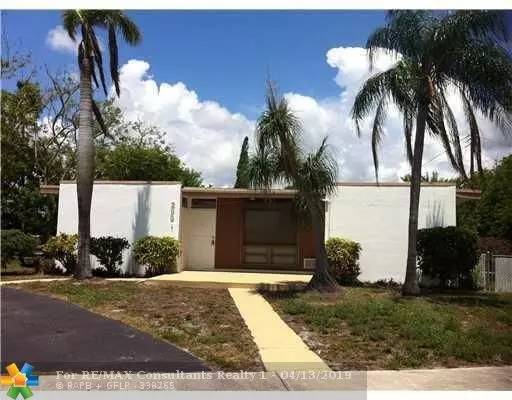 299 Kingsbridge St, Boca Raton, FL 33487