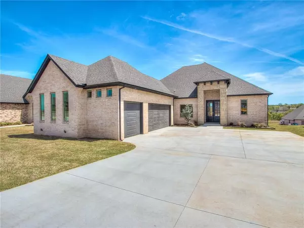 2414 Shady Hollow, Choctaw, OK 73020