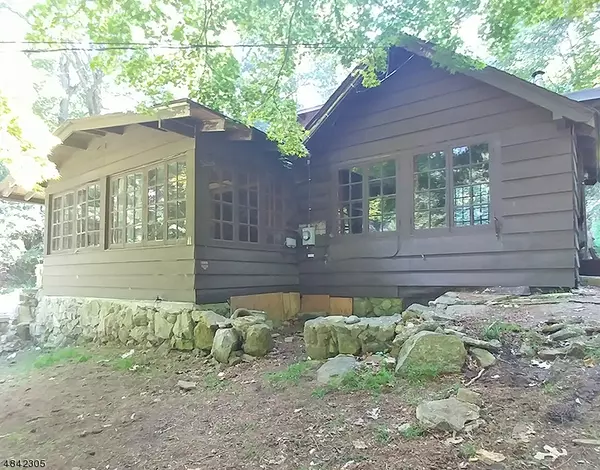 89 GLENSIDE TRL, Byram Twp., NJ 07871