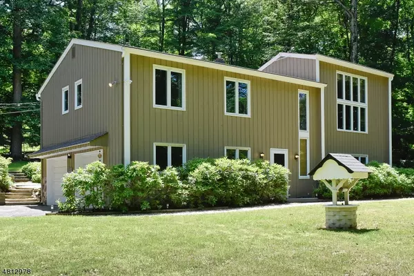 127 E MOUNTAIN RD, Sparta Twp., NJ 07871